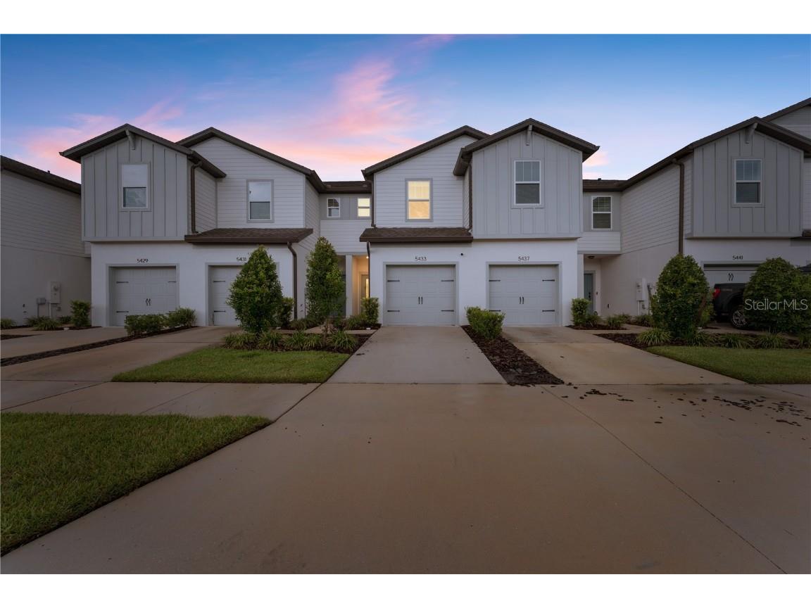 5433 Elmview Crossing Wesley Chapel FL 33545 TB8421588 image1