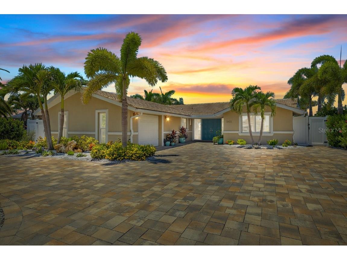 5433 Leeward Lane New Port Richey FL 34652 W7877322 image1