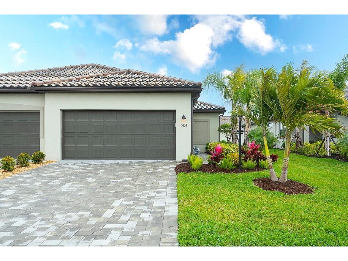 5433 Mystic Water Cove Lakewood Ranch FL 34211 A4642522 image1