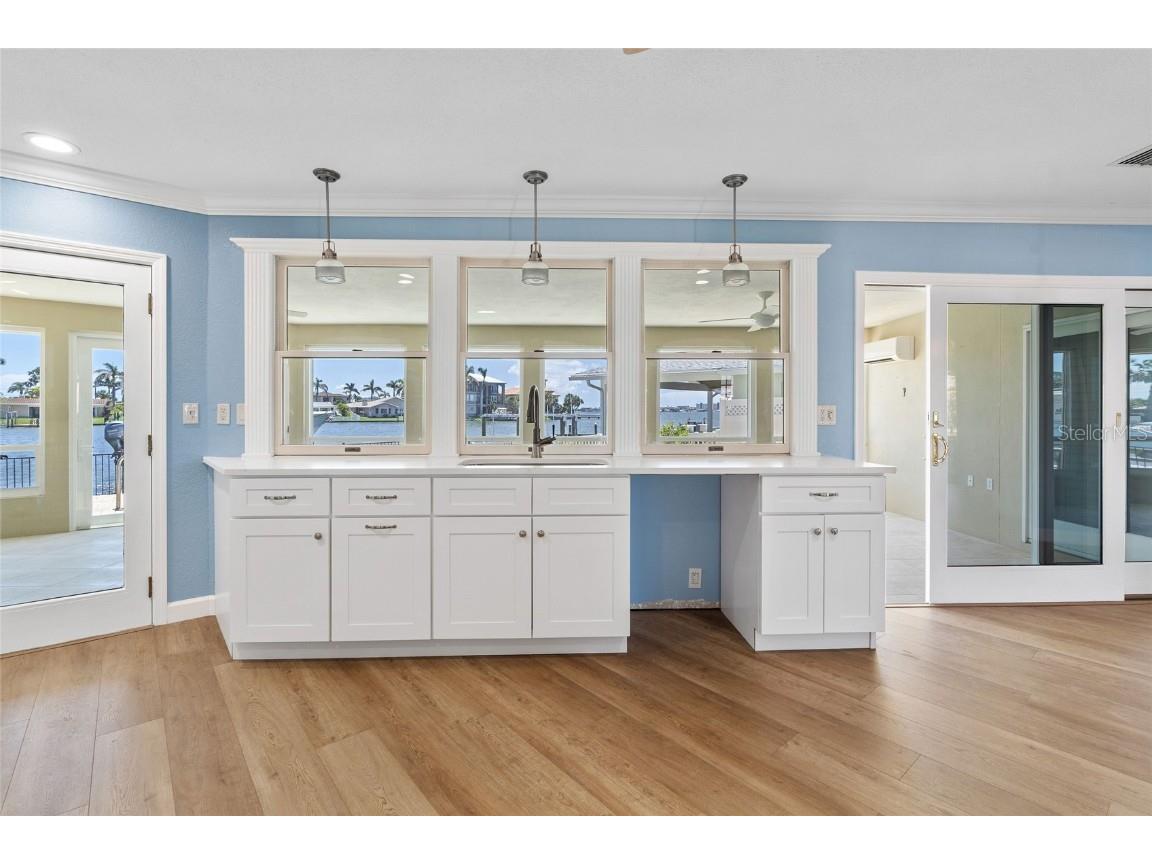 5433 Oakhurst Drive Seminole FL 33772 TB8409546 image10