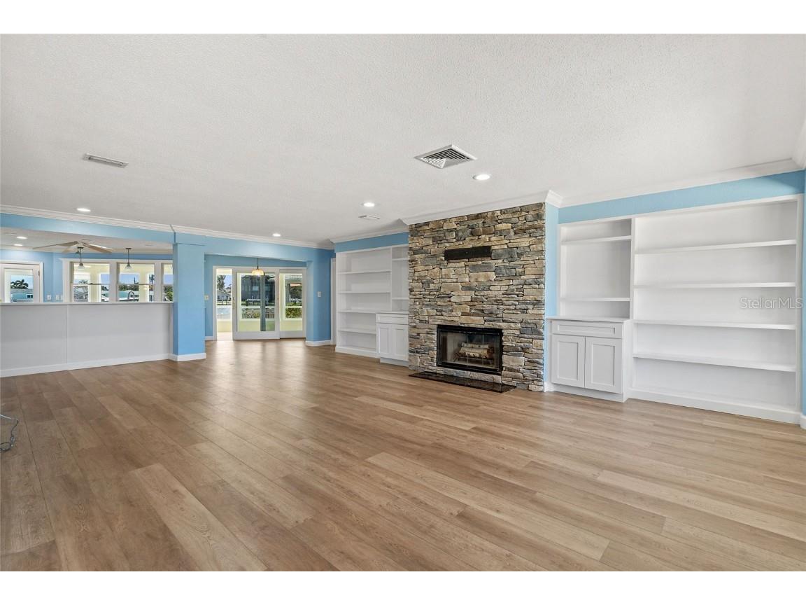 5433 Oakhurst Drive Seminole FL 33772 TB8409546 image12