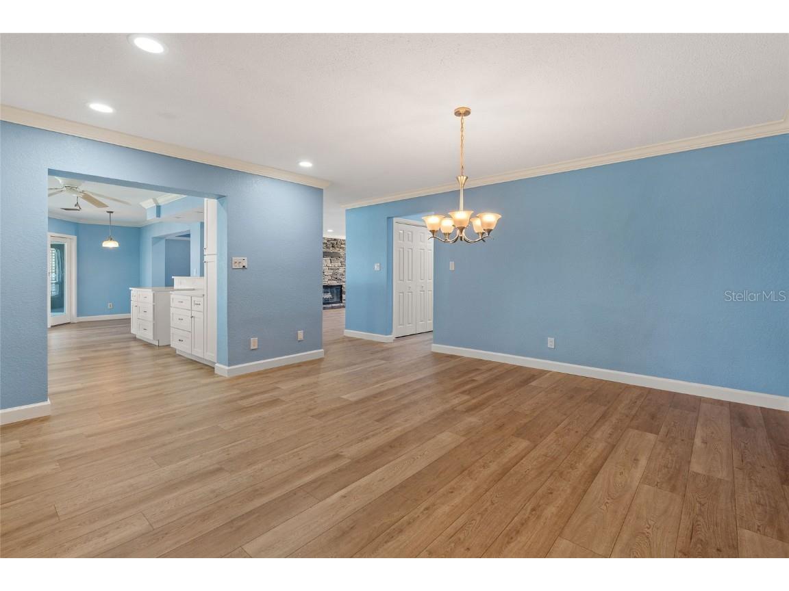 5433 Oakhurst Drive Seminole FL 33772 TB8409546 image15