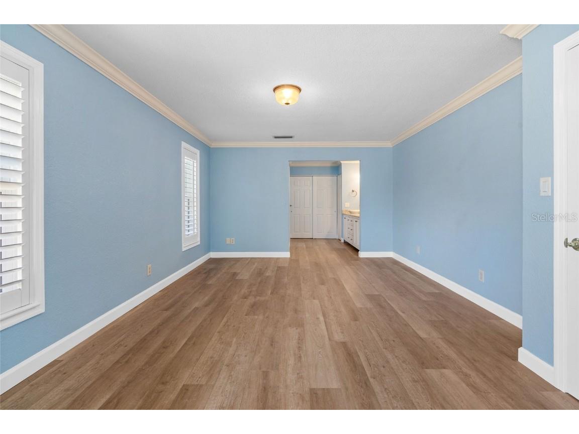 5433 Oakhurst Drive Seminole FL 33772 TB8409546 image17