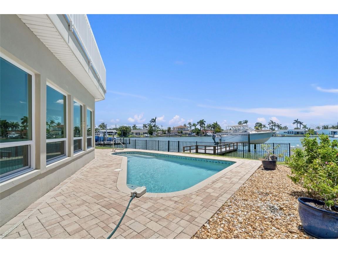 5433 Oakhurst Drive Seminole FL 33772 TB8409546 image31