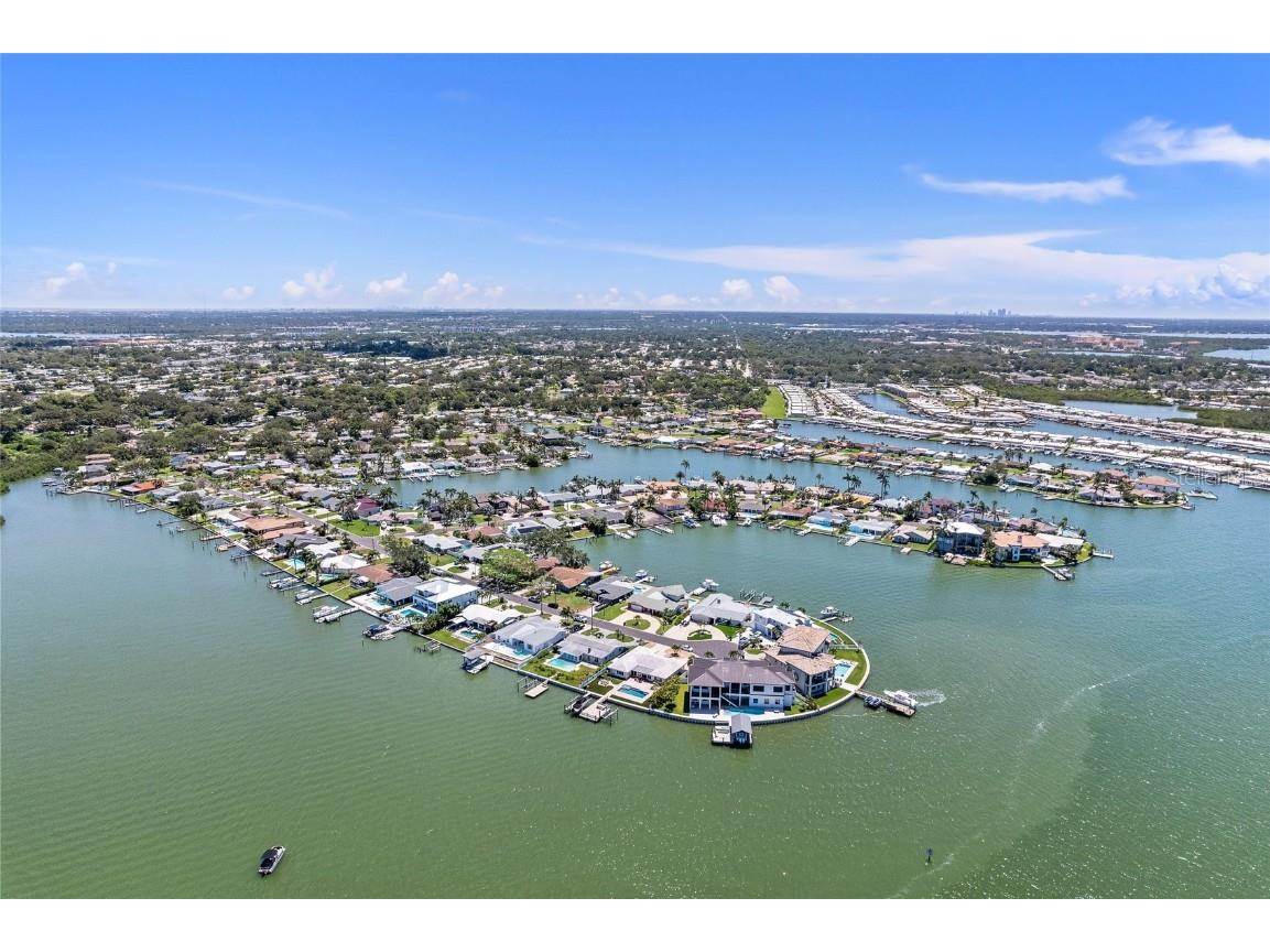 5433 Oakhurst Drive Seminole FL 33772 TB8409546 image40