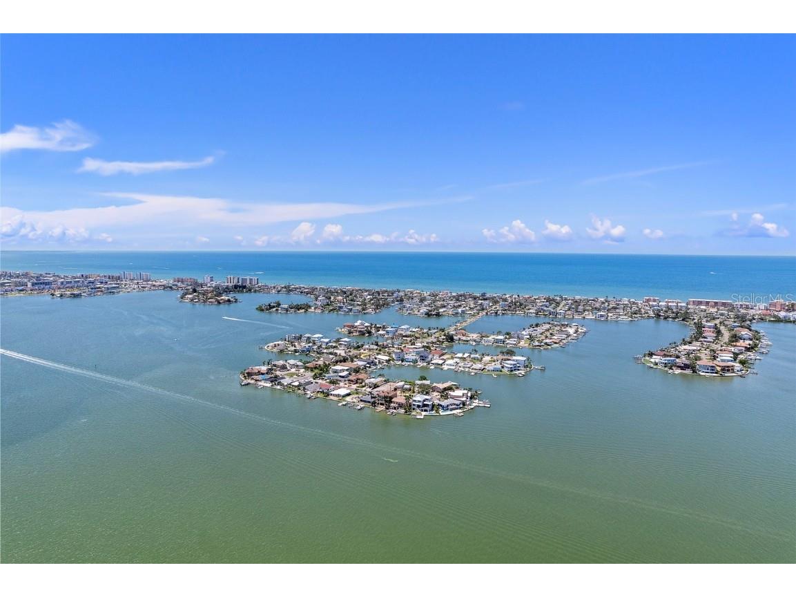 5433 Oakhurst Drive Seminole FL 33772 TB8409546 image42