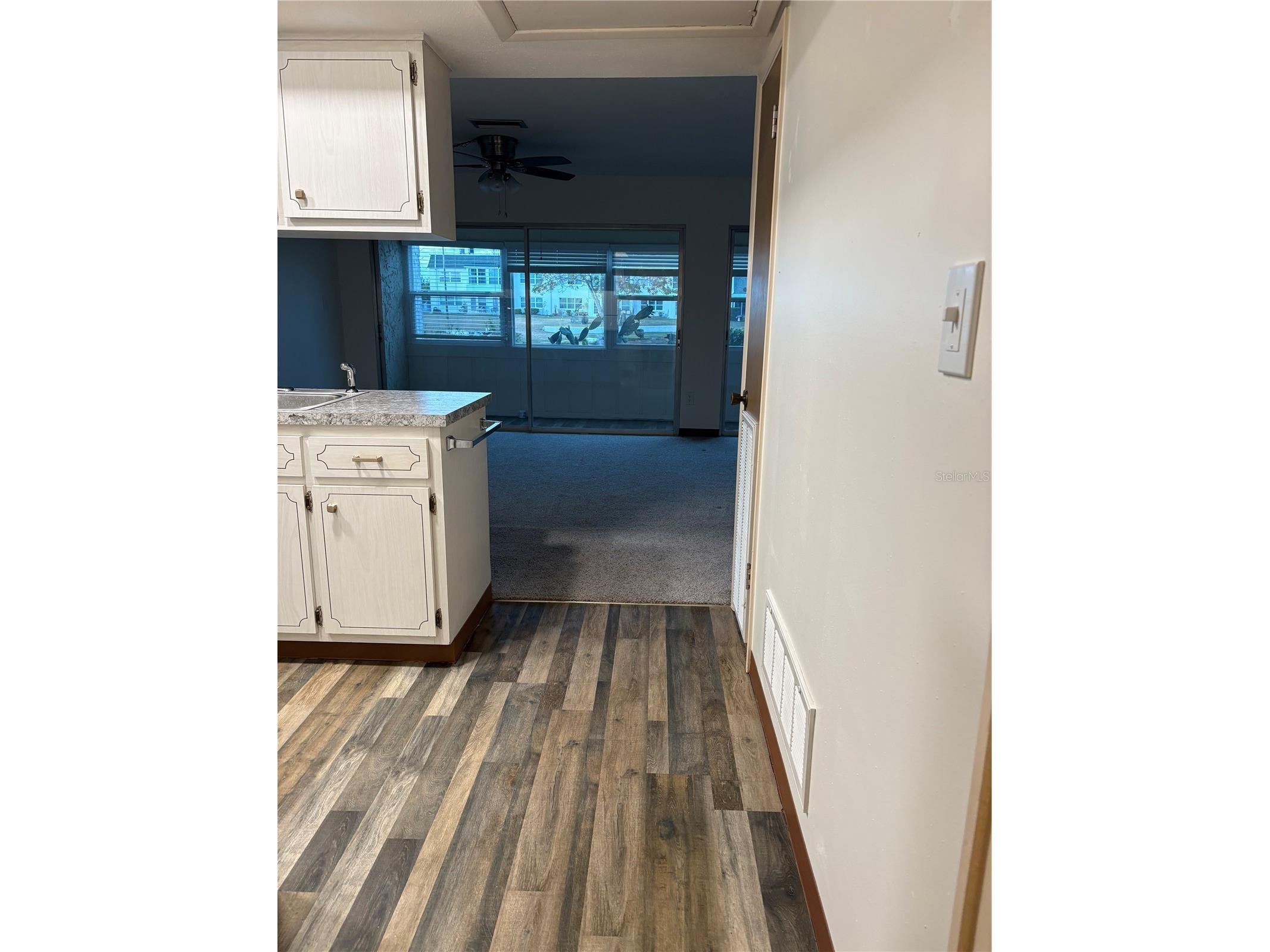 5433 Palm Drive New Port Richey FL 34652 - Twin Lake W7882644 image4