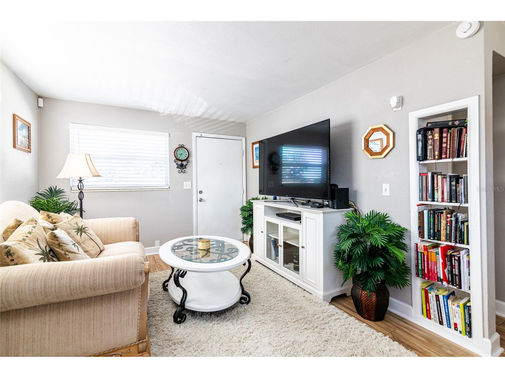 5434 9th Avenue N Saint Petersburg FL 33710 TB8484859 image10