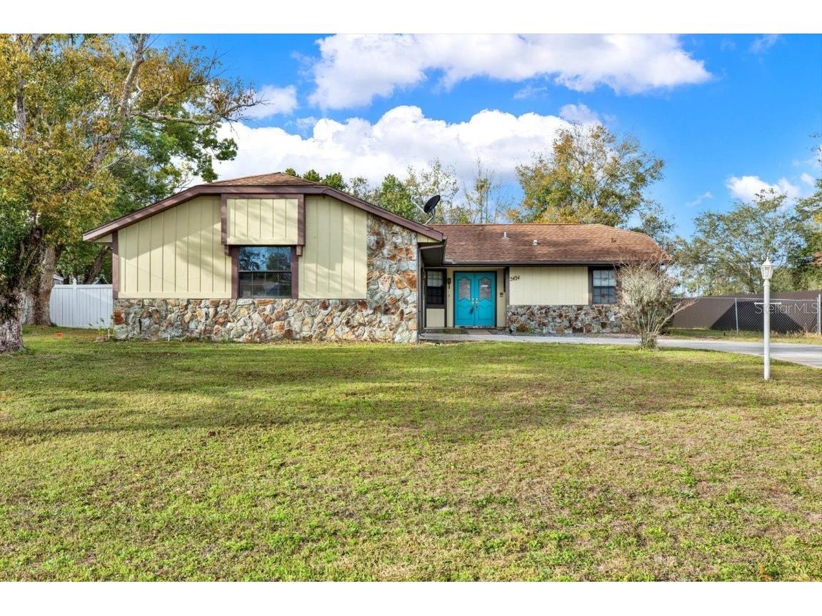 5434 Alderwood Street Spring Hill FL 34606 W7863168 image1