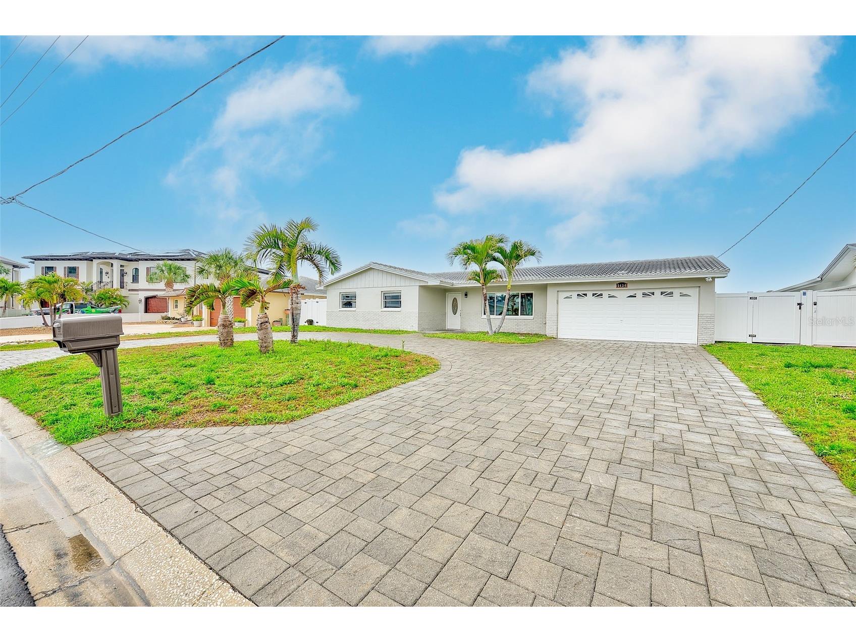 5434 Oakhurst Drive Seminole FL 33772 TB8496805 image1