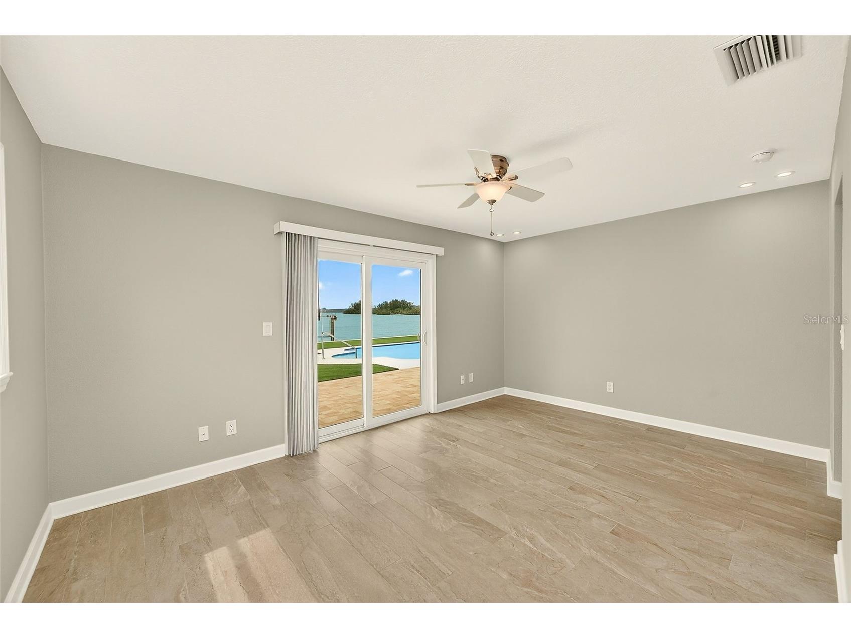 5434 Oakhurst Drive Seminole FL 33772 TB8496805 image19