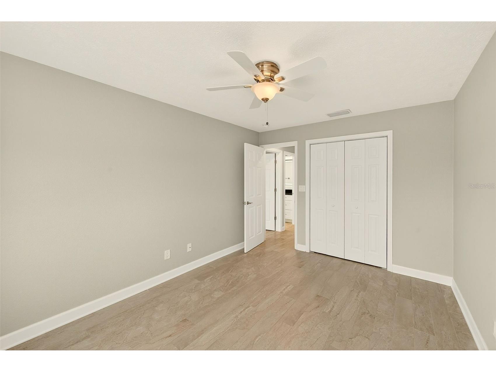 5434 Oakhurst Drive Seminole FL 33772 TB8496805 image25