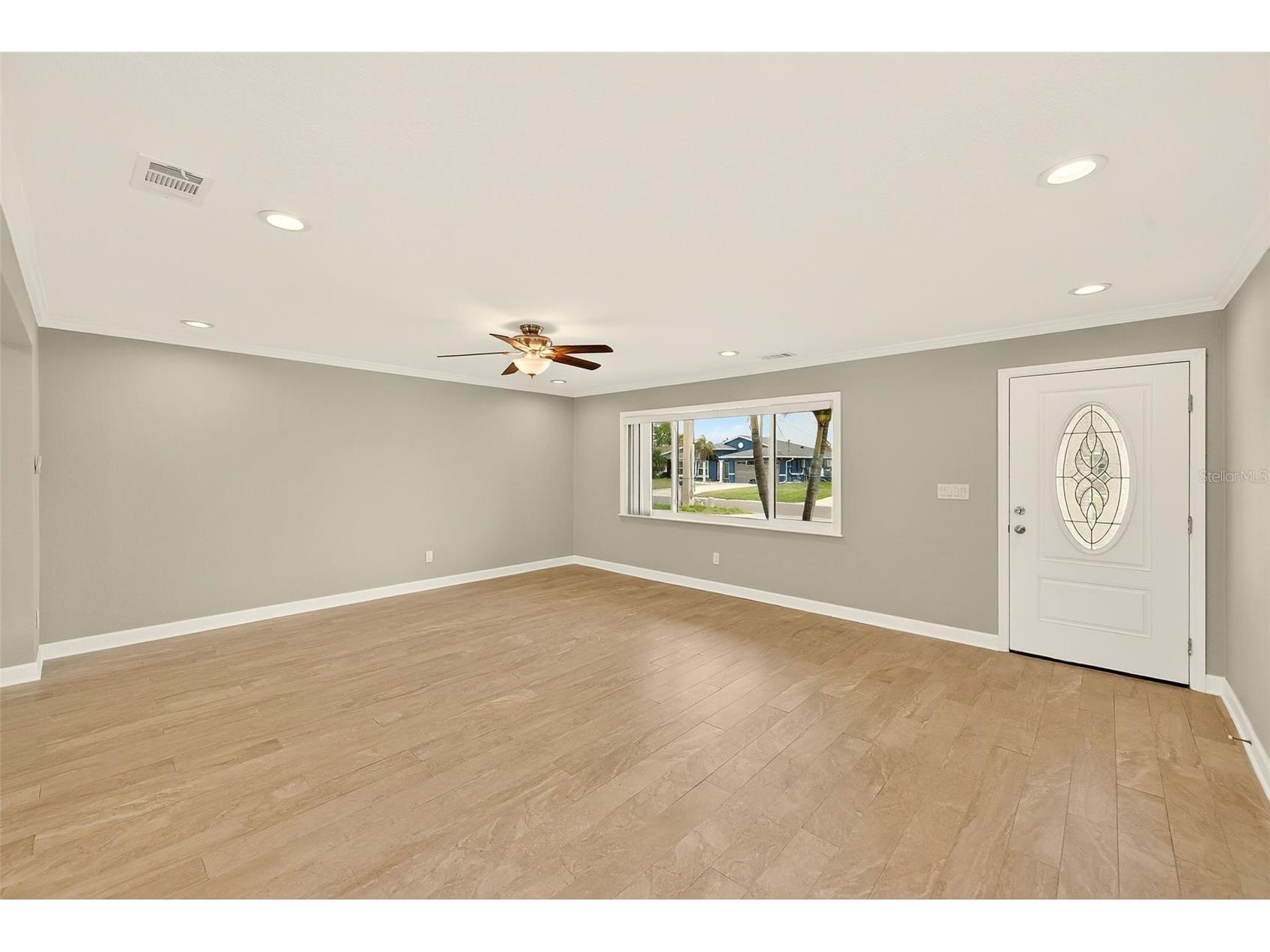 5434 Oakhurst Drive Seminole FL 33772 TB8496805 image4