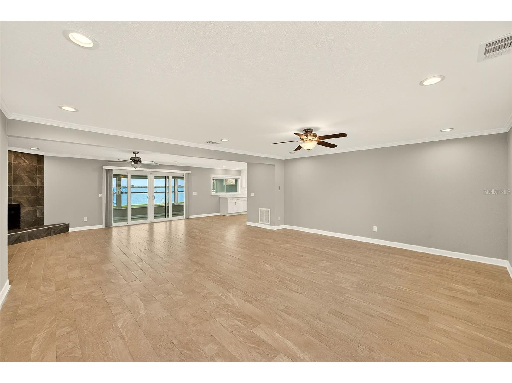 5434 Oakhurst Drive Seminole FL 33772 TB8496805 image5