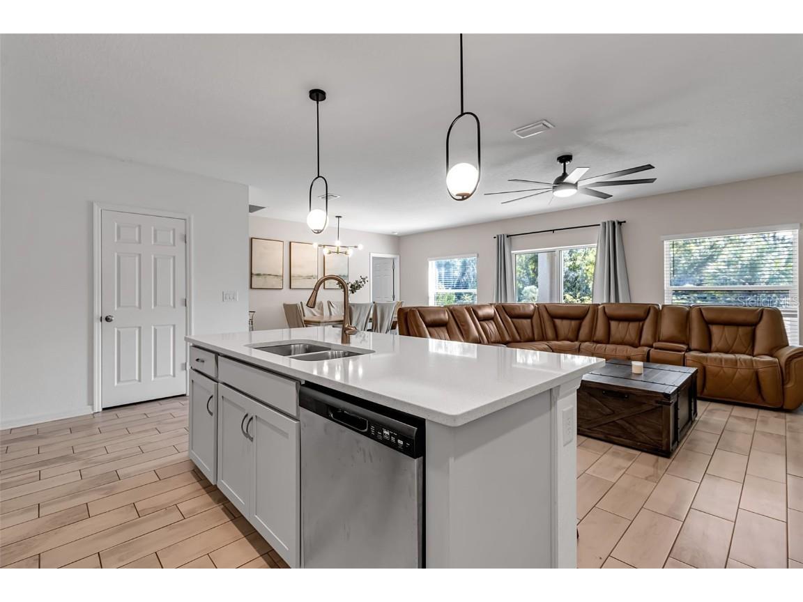 5434 Patano Loop Palmetto FL 34221 A4670672 image17