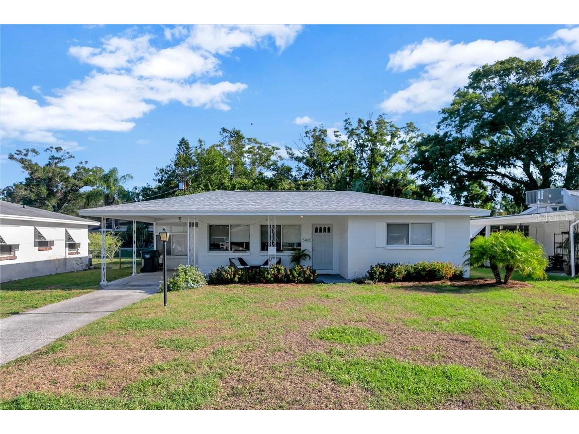 5435 49th Avenue N Saint Petersburg FL 33709 U8199929 image1