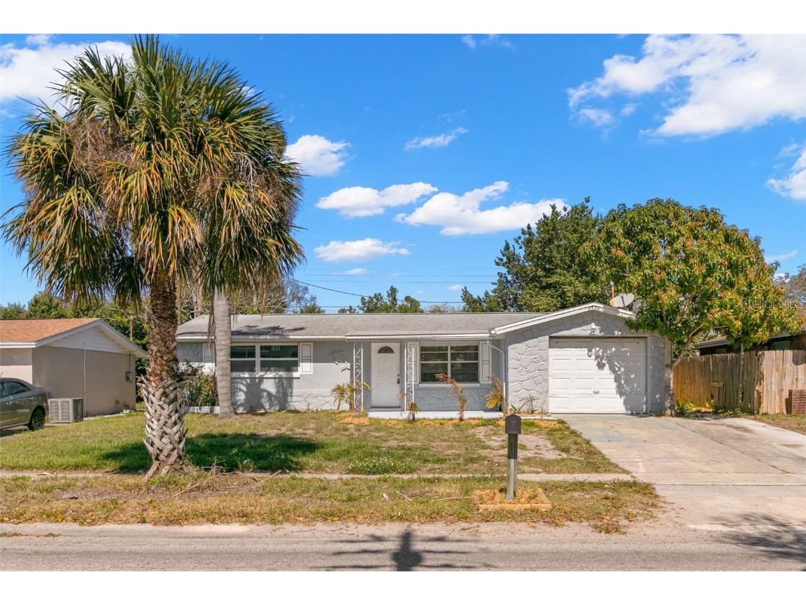 5435 Flora Avenue Holiday FL 34690 U8233685 image1