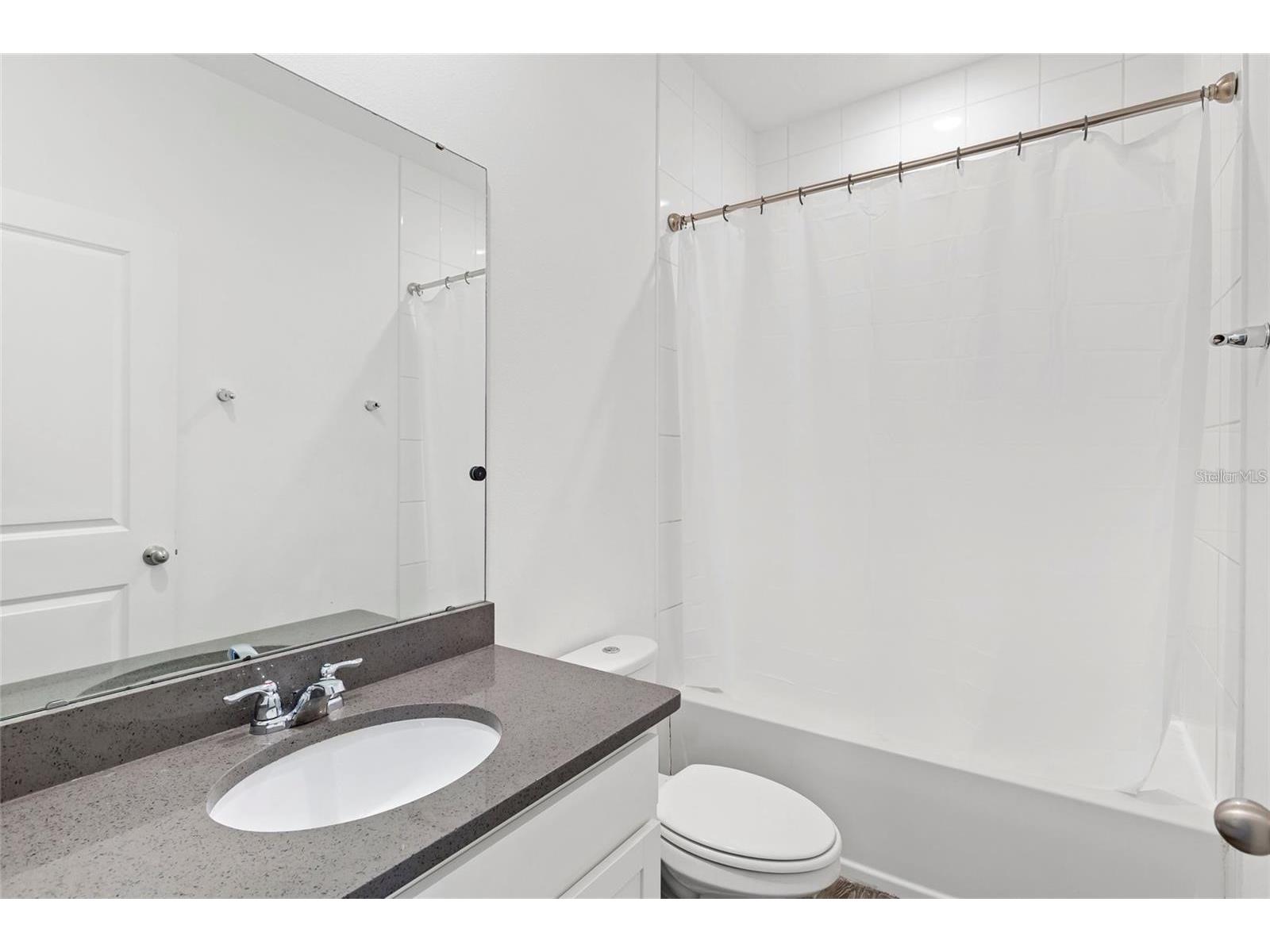 5435 Los Robles Court Palmetto FL 34221 TB8491641 image16