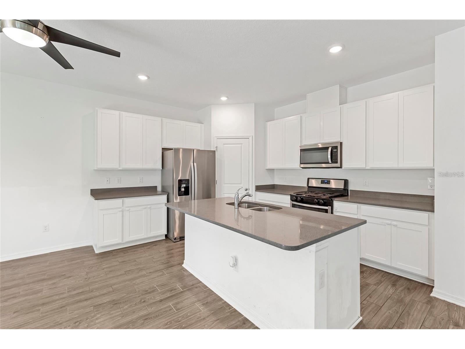 5435 Los Robles Court Palmetto FL 34221 TB8491641 image3