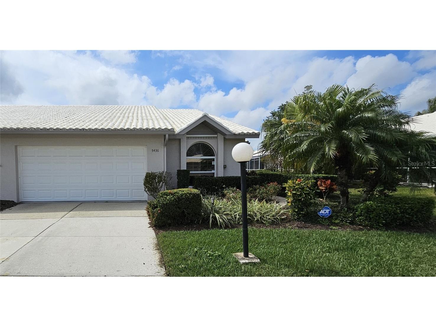 5436 Kelly Drive #13 Sarasota FL 34233 R4907701 image1