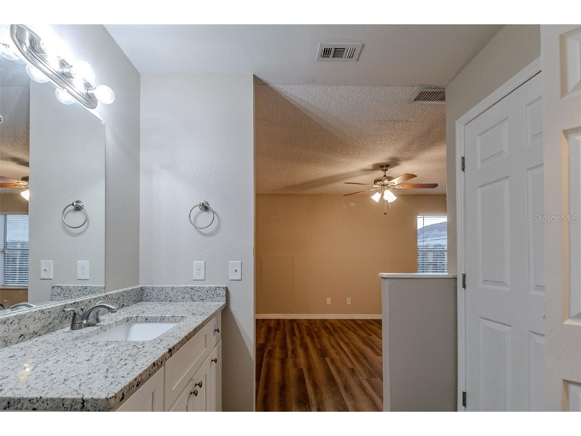 5436 Wood Crossing Street Orlando FL 32811 O6265855 image13