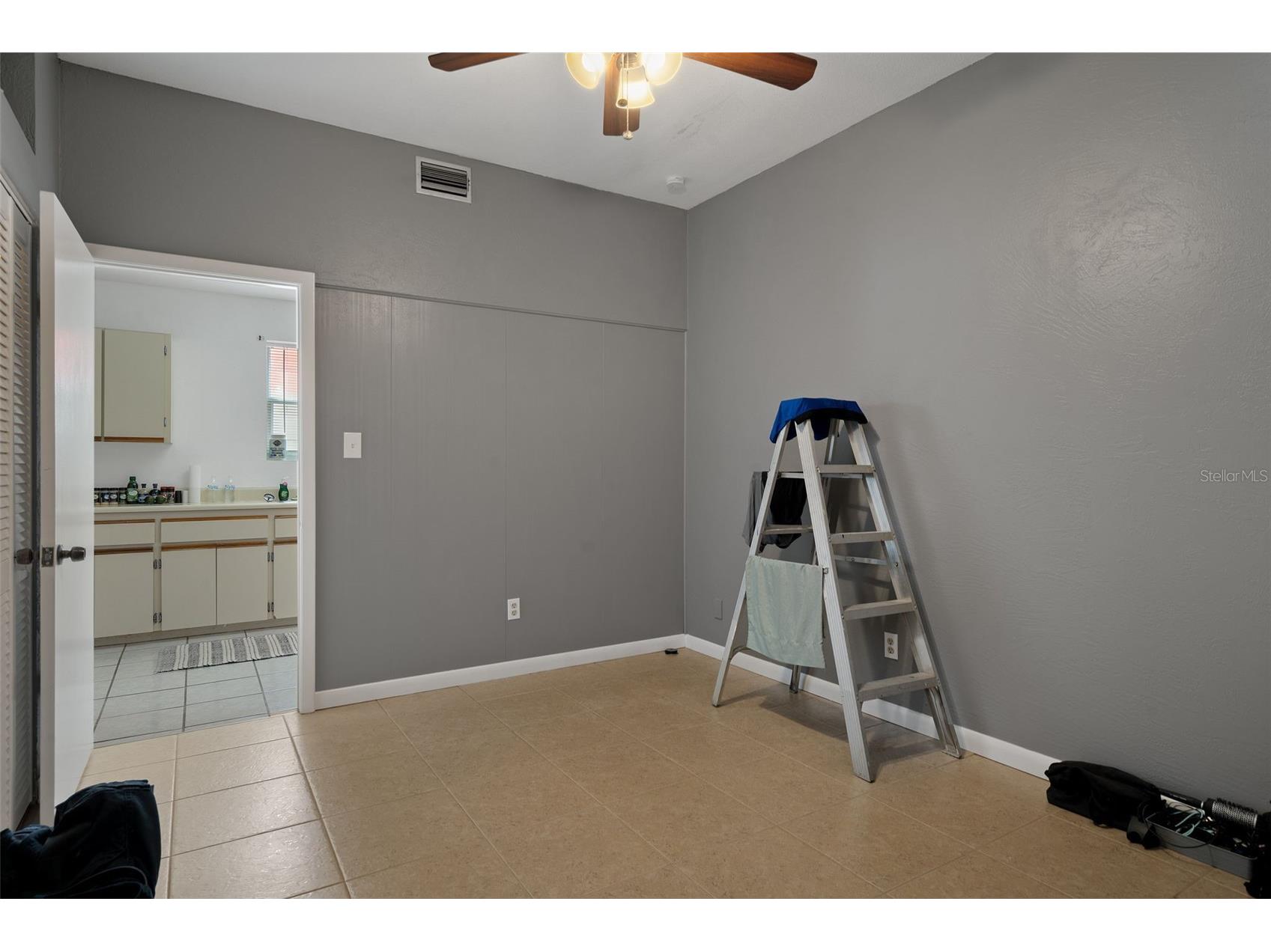 5437 29th Avenue S Gulfport FL 33707 TB8494269 image11