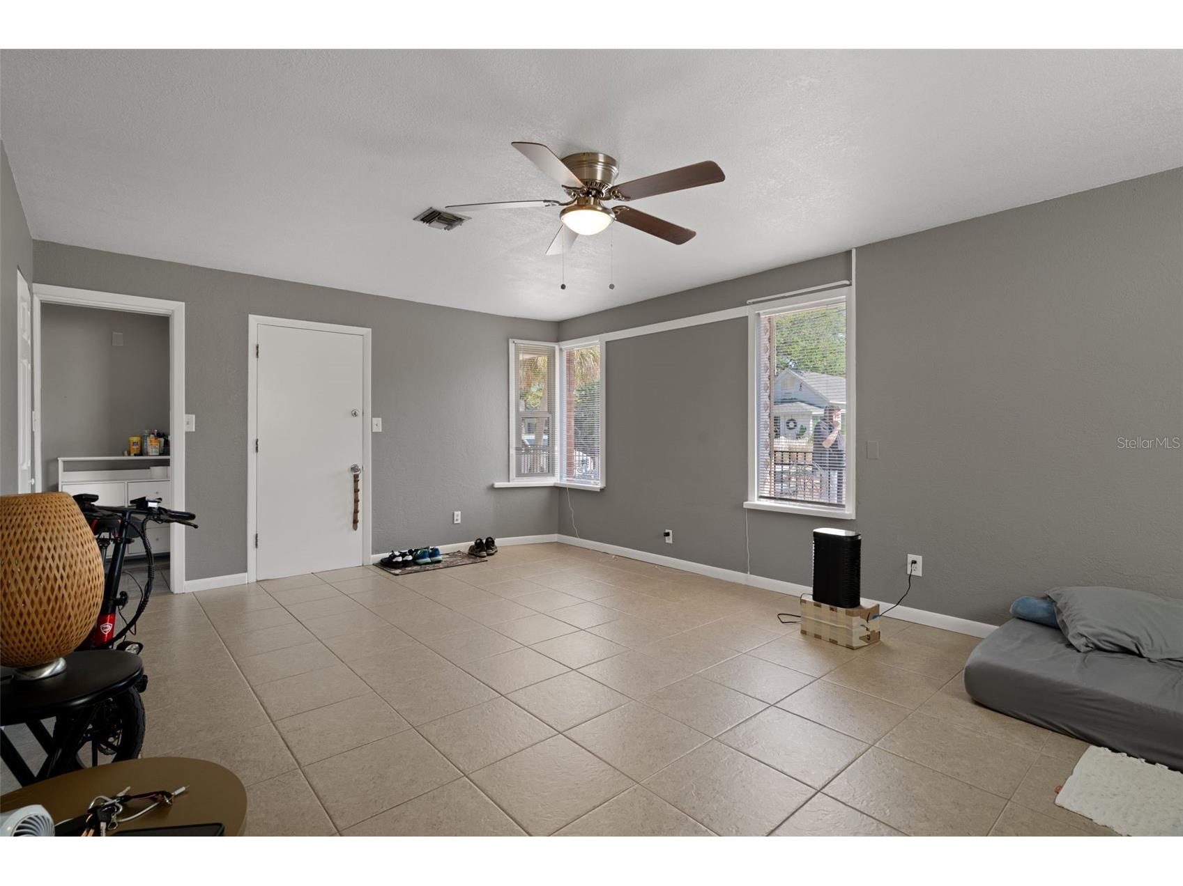 5437 29th Avenue S Gulfport FL 33707 TB8494269 image4