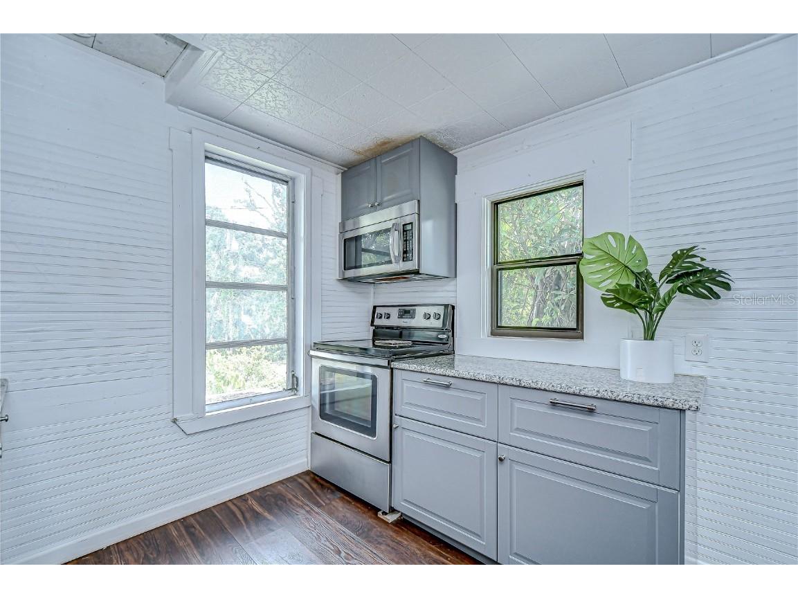 5437 Delette Avenue S Gulfport FL 33707 TB8415159 image35