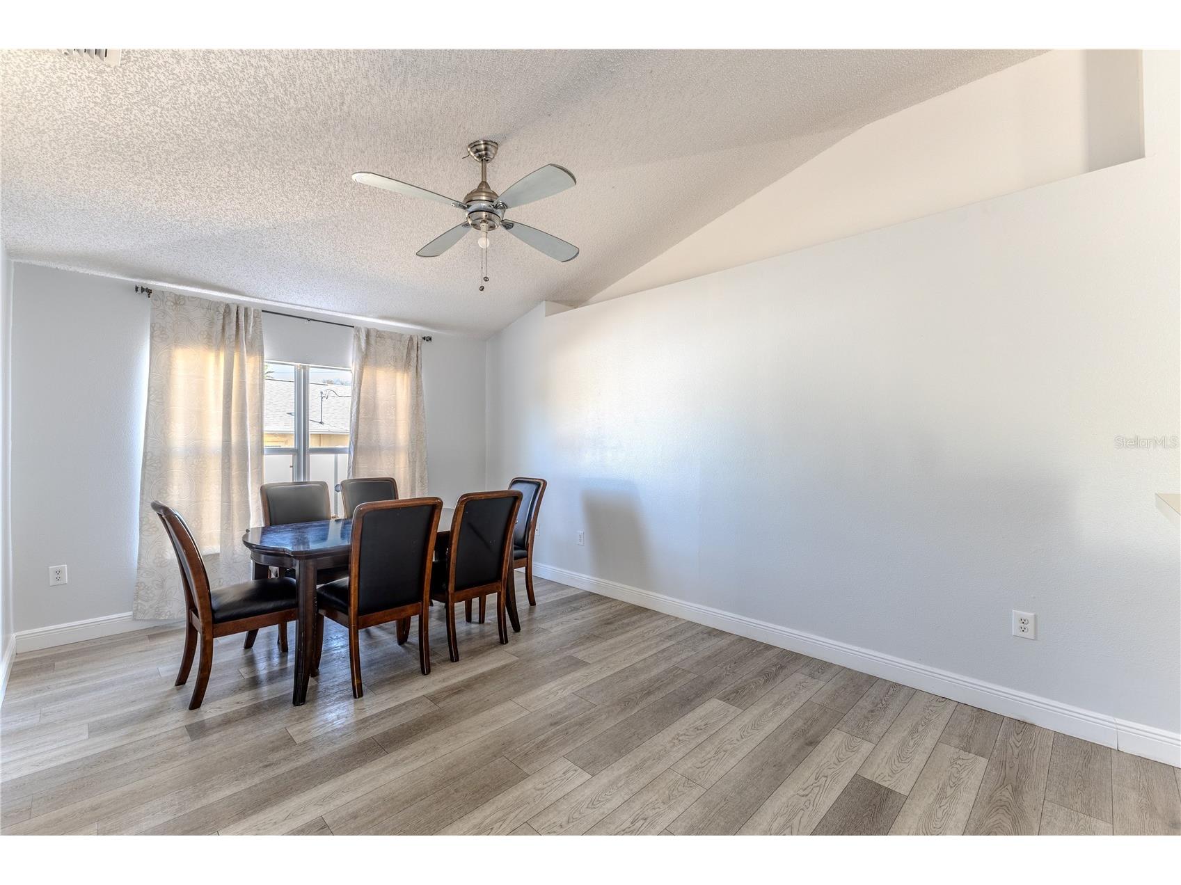 5437 Freeport Drive Spring Hill FL 34606 W7883041 image5