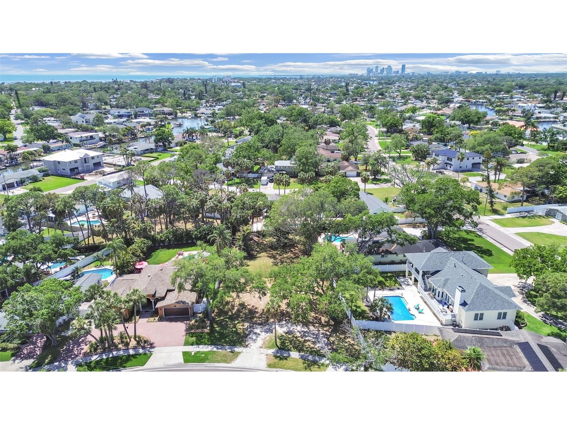 5438 Bayou Grande Boulevard NE Saint Petersburg FL 33703 A4689009 image3