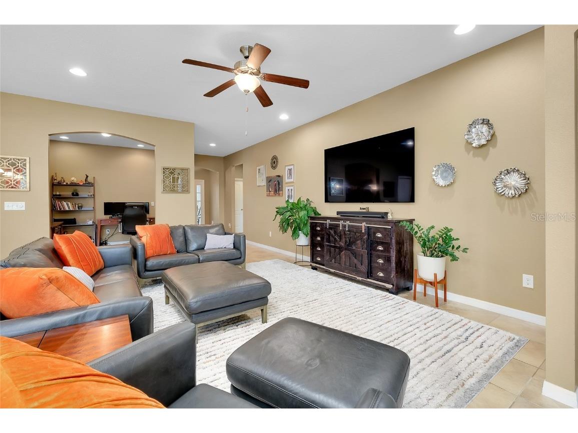 5438 Cartagena Drive Sarasota FL 34233 A4666008 image12