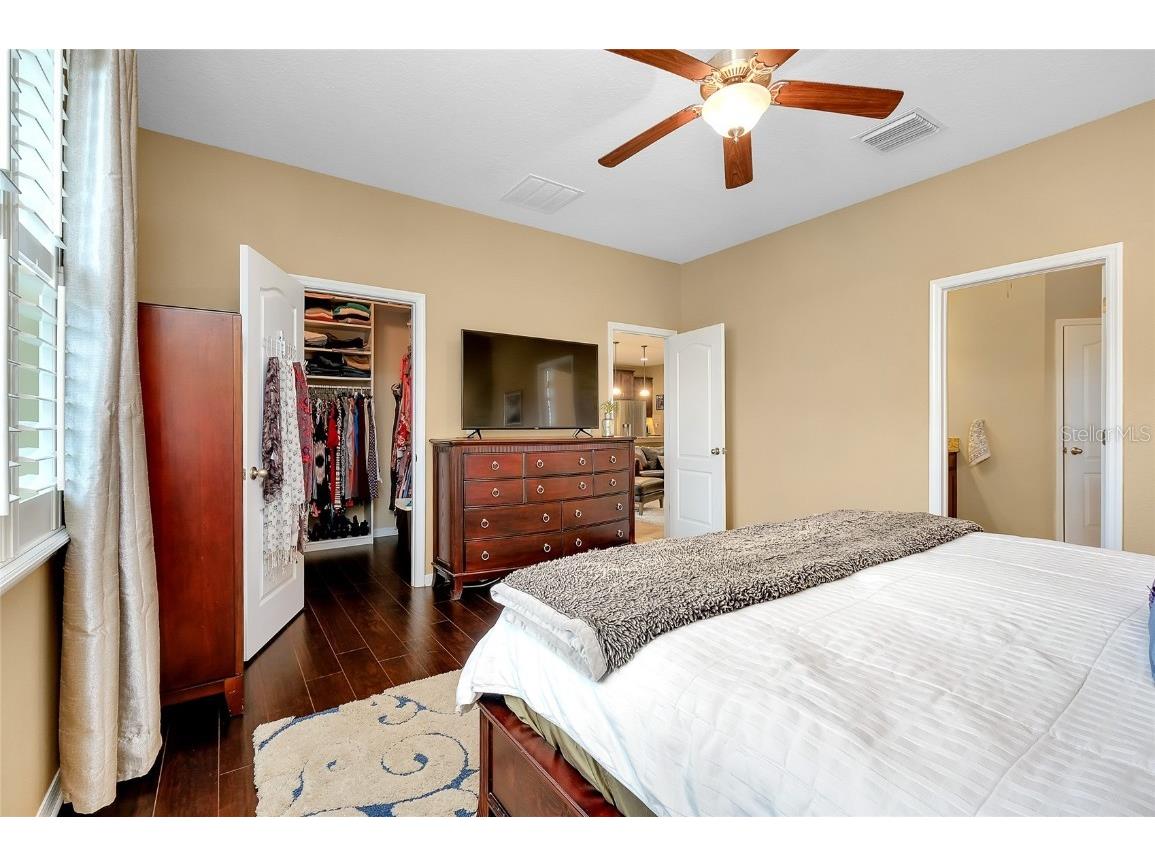 5438 Cartagena Drive Sarasota FL 34233 A4666008 image26