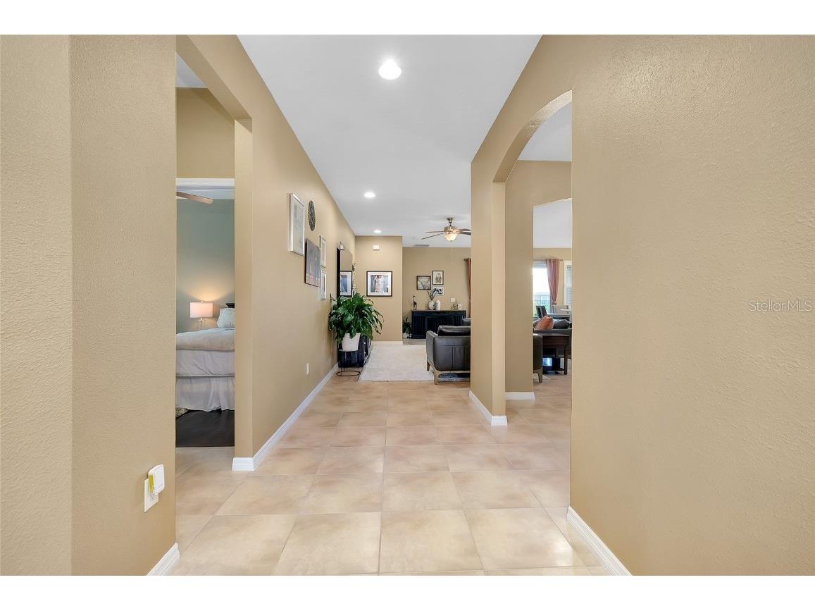 5438 Cartagena Drive Sarasota FL 34233 A4666008 image8