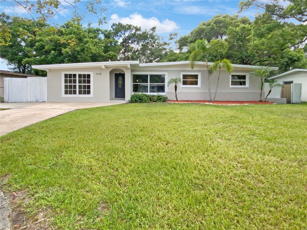 5438 Eggleston Avenue Orlando FL 32810 O6127261 image1
