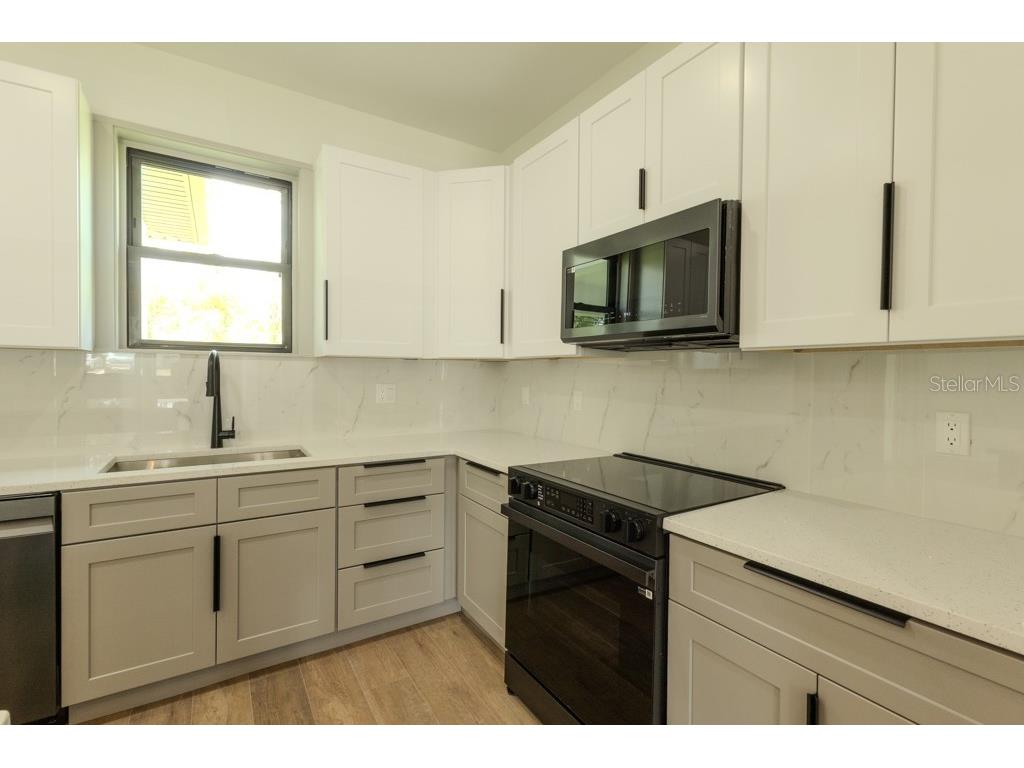 5438 Sylvania Avenue North Port FL 34291 A4688877 image2