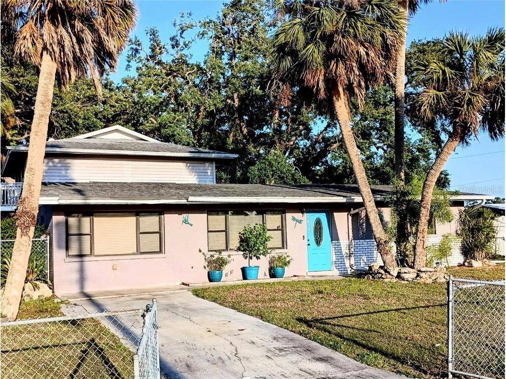 5439 3rd Street E Bradenton FL 34203 A4654268 image1