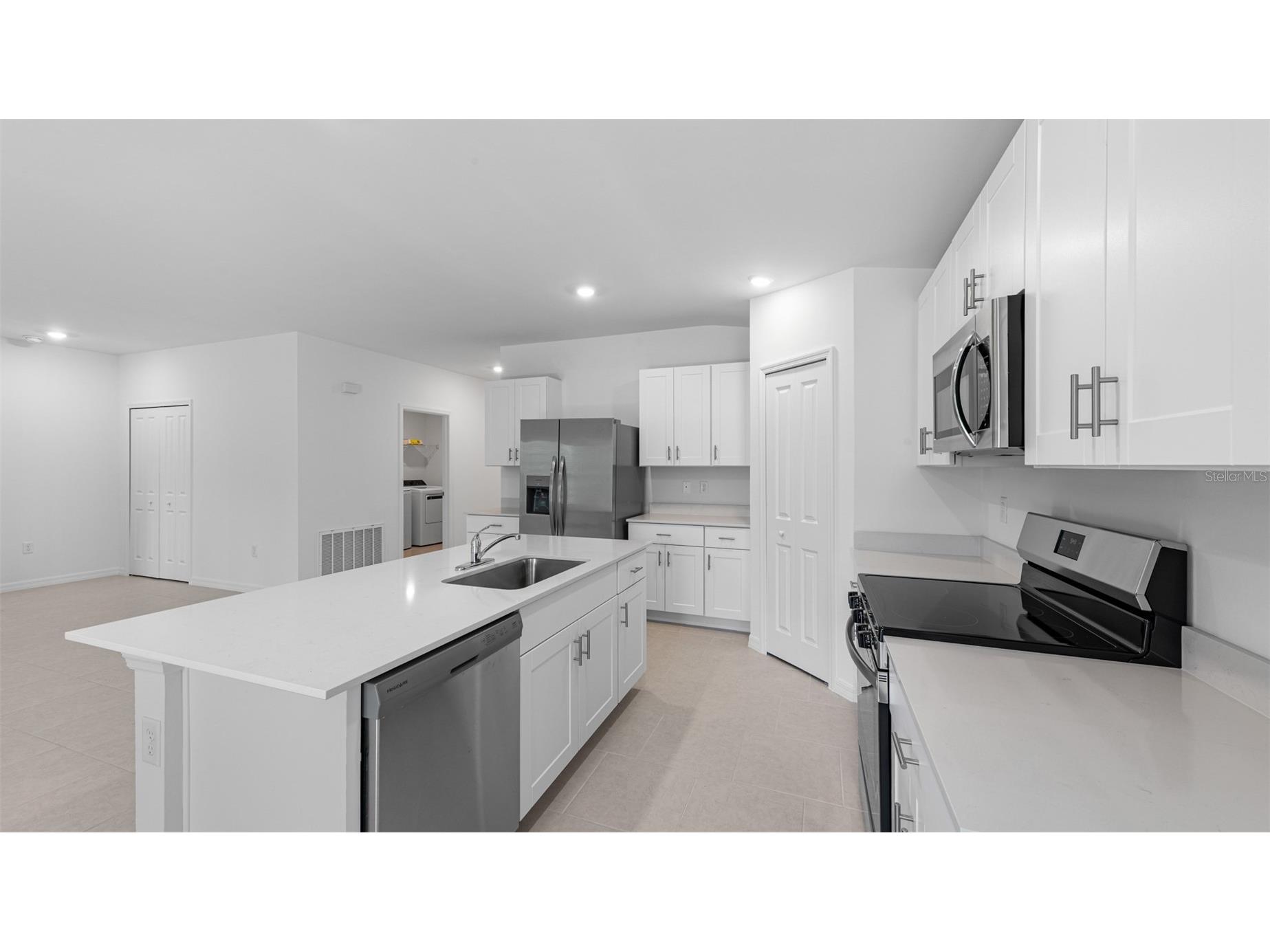 5439 Brussels Terrace Port Charlotte FL 33981 TB8490365 image15