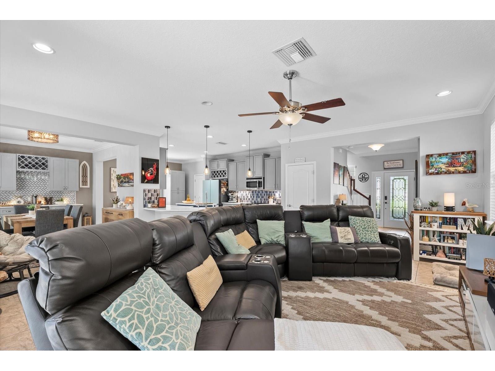 5439 Cartagena Drive Sarasota FL 34233 A4687951 image5