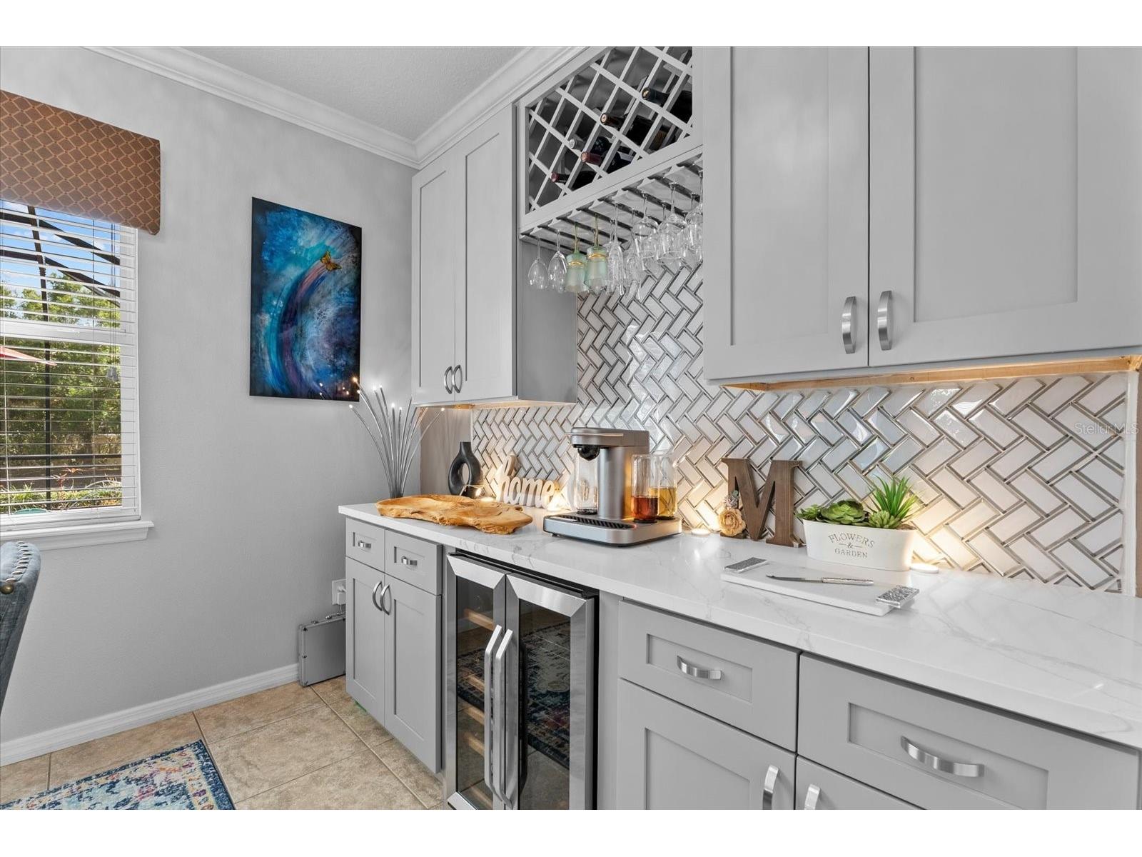 5439 Cartagena Drive Sarasota FL 34233 A4687951 image9