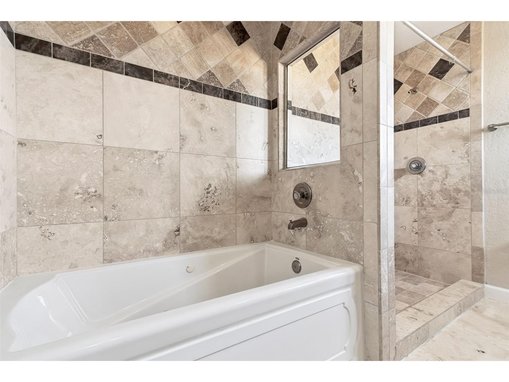 5439 Red Bone Lane Orlando FL 32810 O6376160 image28