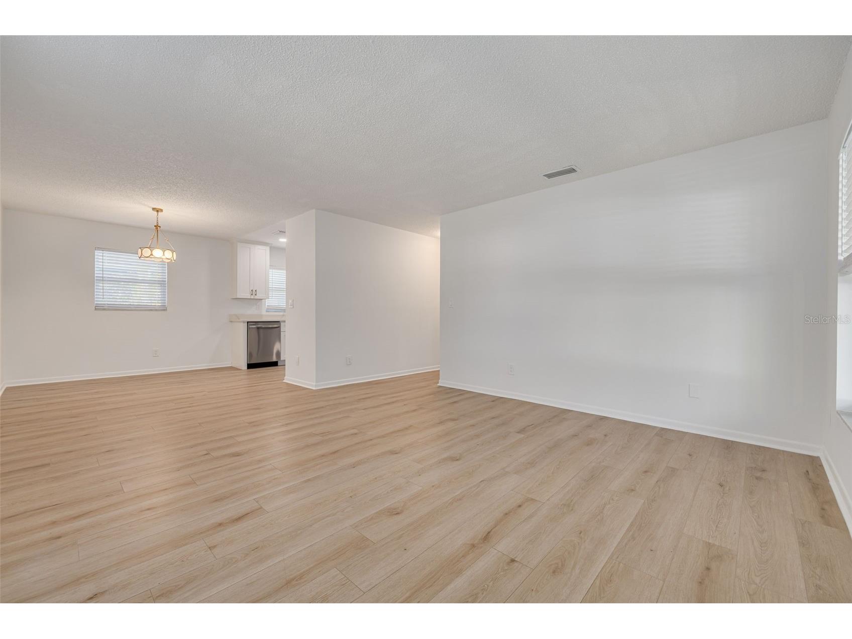 544 93rd Avenue N Saint Petersburg FL 33702 TB8461329 image10