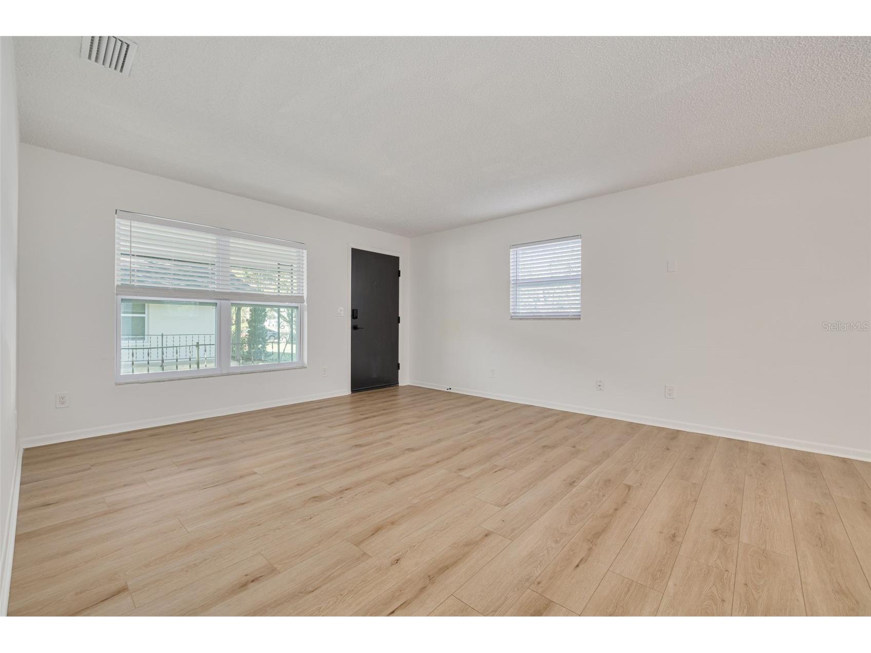 544 93rd Avenue N Saint Petersburg FL 33702 TB8461329 image11