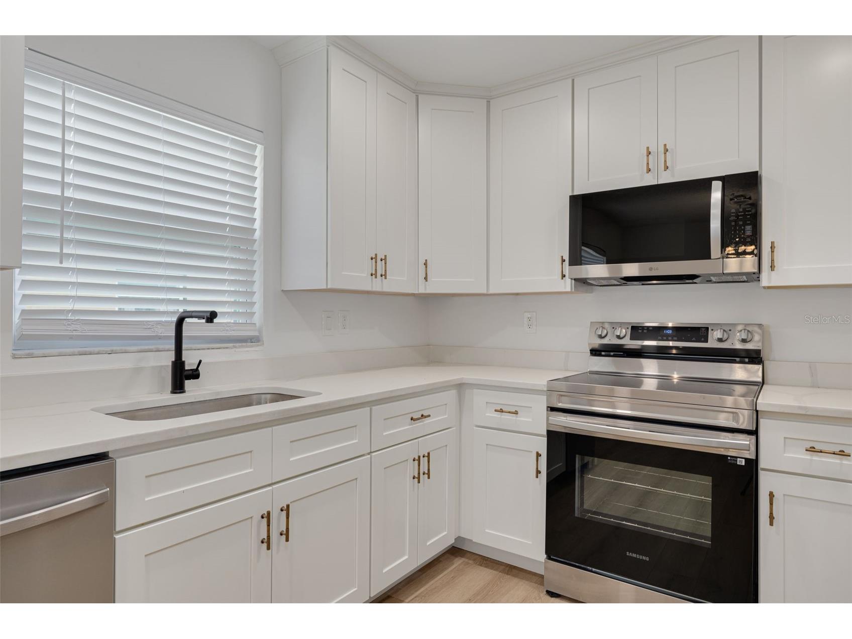 544 93rd Avenue N Saint Petersburg FL 33702 TB8461329 image15