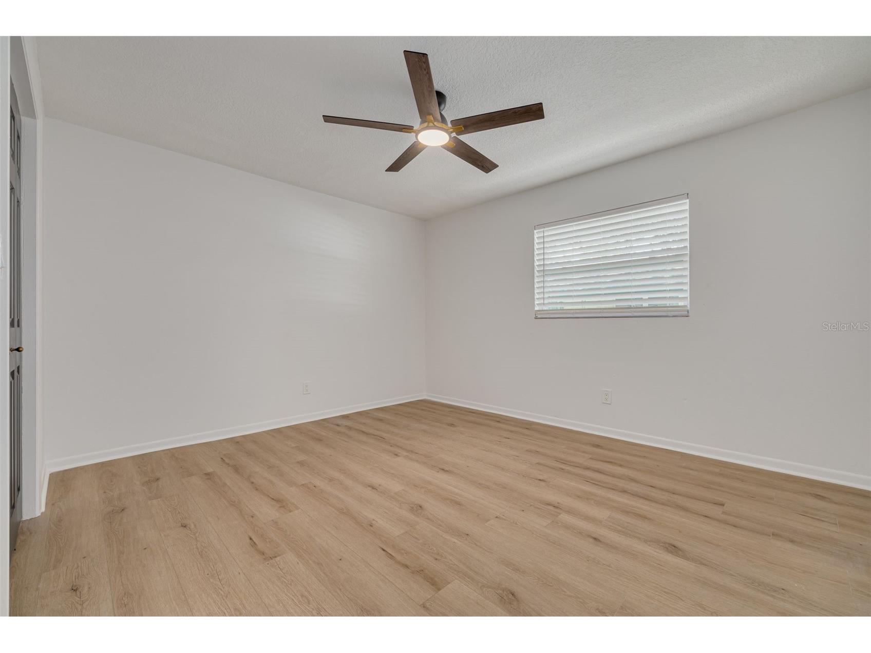 544 93rd Avenue N Saint Petersburg FL 33702 TB8461329 image18