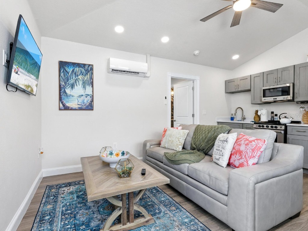 544 Canal Road Sarasota FL 34242 A4657990 image14