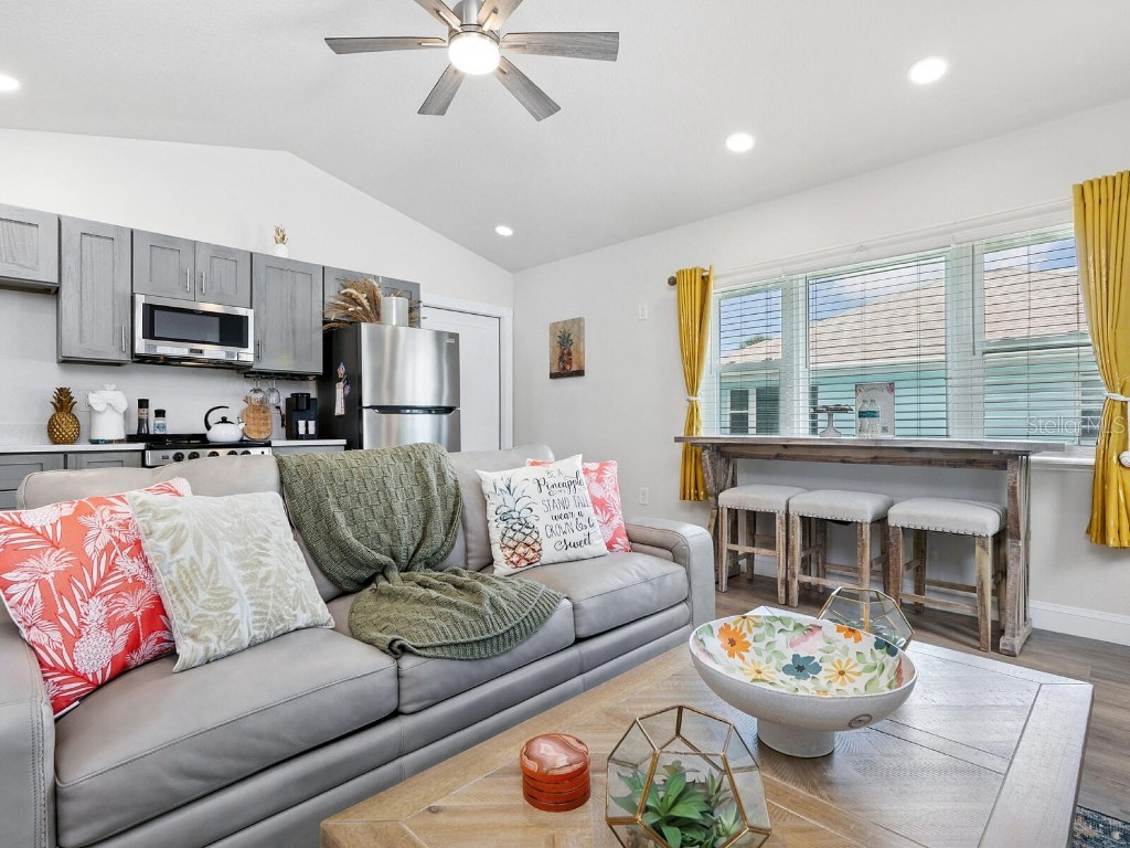 544 Canal Road Sarasota FL 34242 A4657990 image16