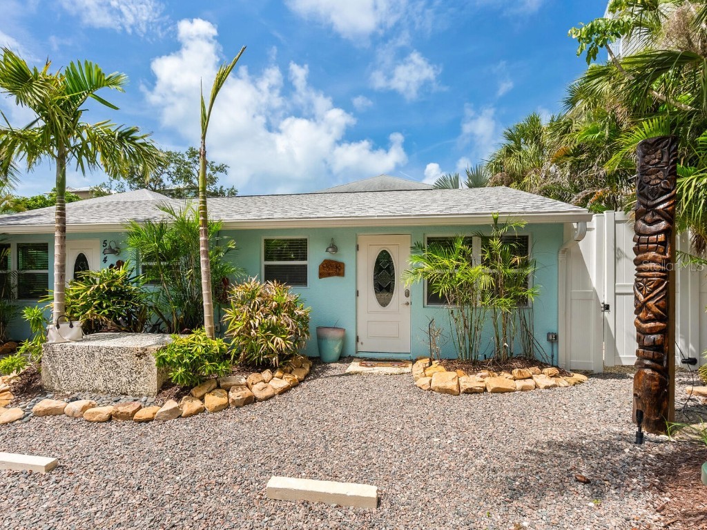 544 Canal Road Sarasota FL 34242 A4657990 image2