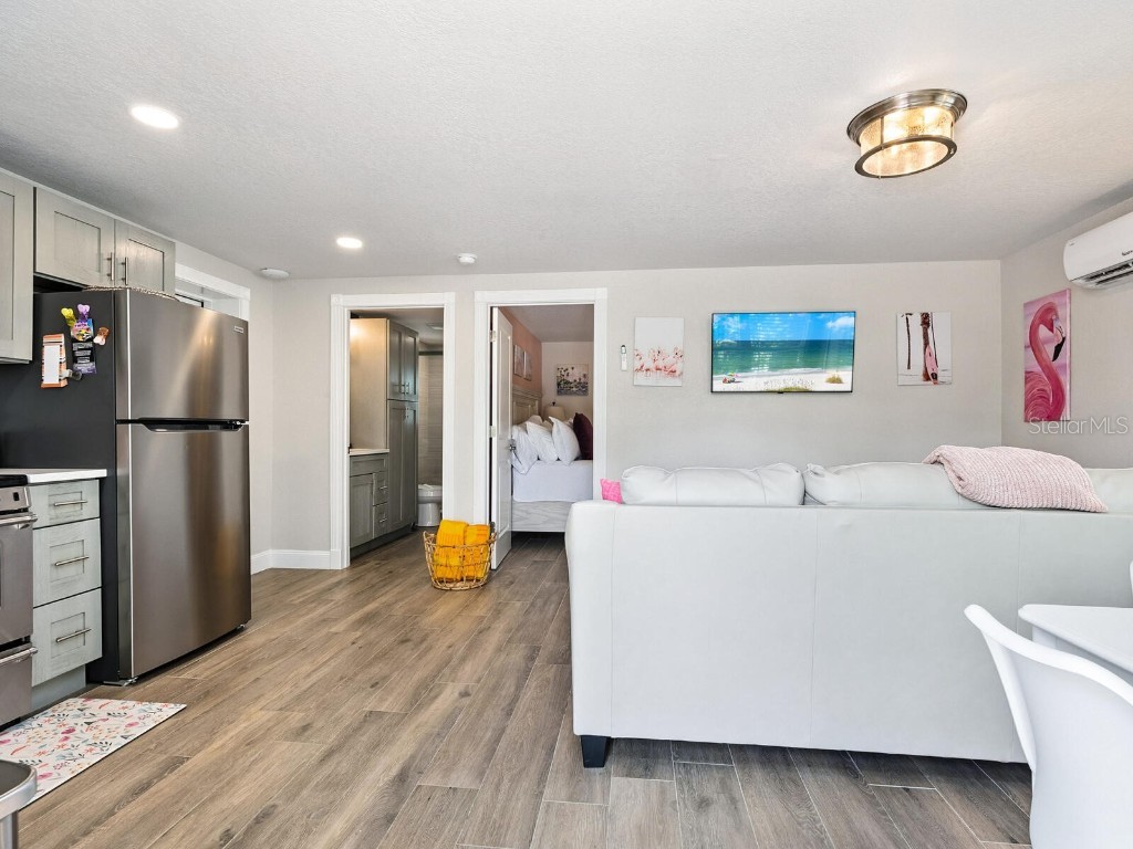 544 Canal Road Sarasota FL 34242 A4657990 image5