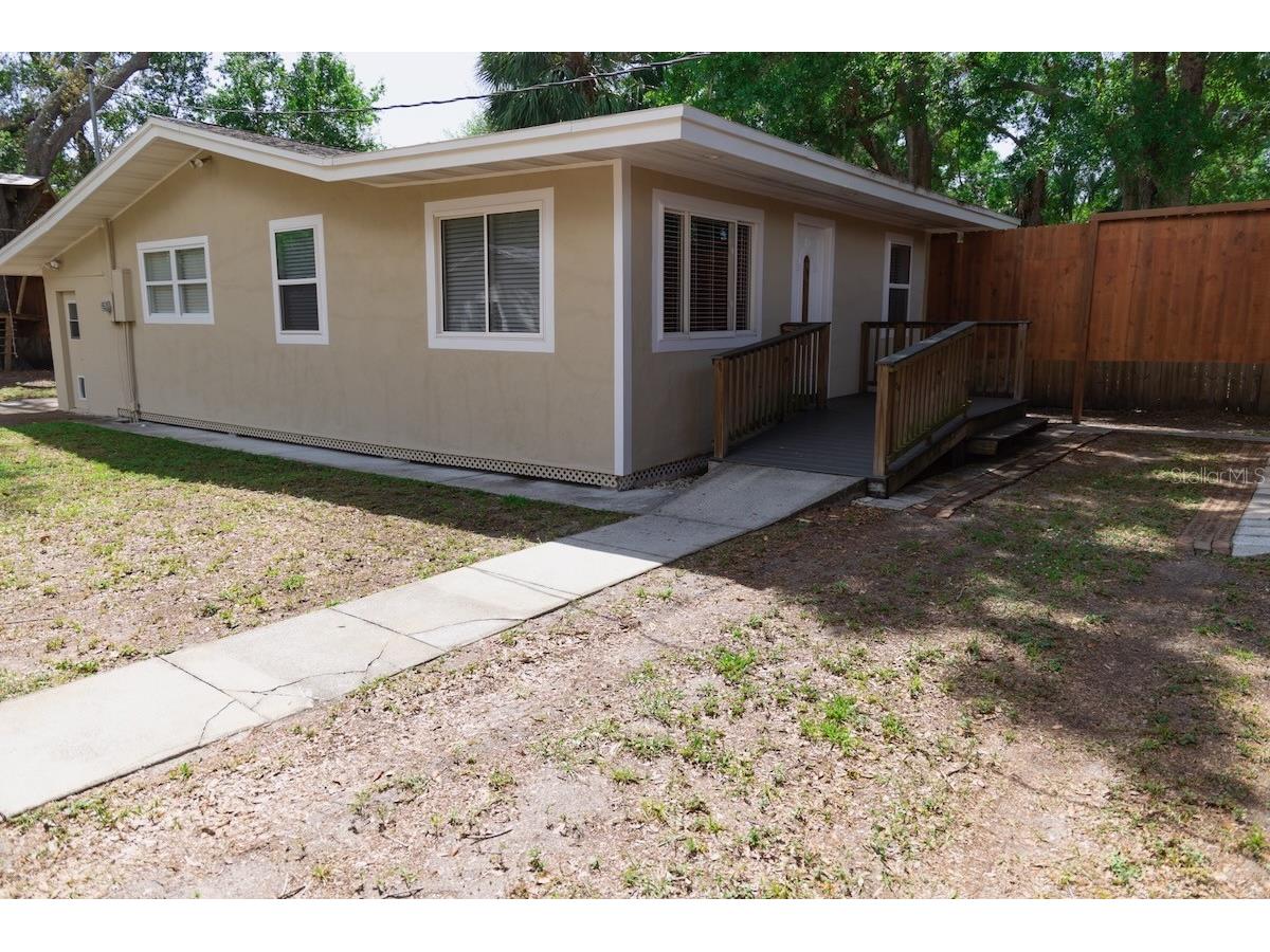 544 Farnum Drive Tarpon Springs FL 34689 O6372895 image2