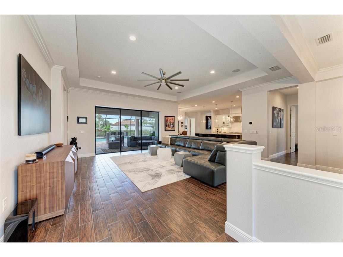 544 Fore Drive Bradenton FL 34208 A4658864 image7